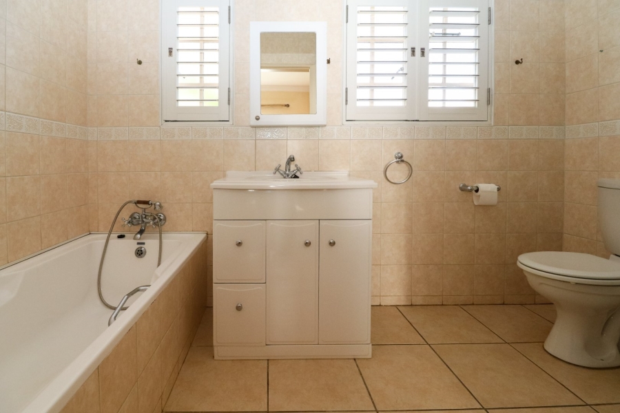 2 Bedroom Property for Sale in Flamwood North West